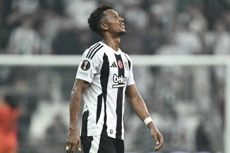 Paris FK Beşiktaşa Feliks Uduoxay üçün təklif göndərdi