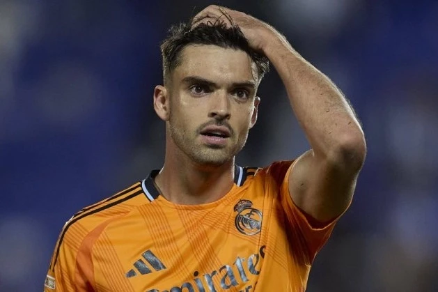 Beşiktaş Realın müdafiəçisi Raul Asensionu transfer etmək istəyir