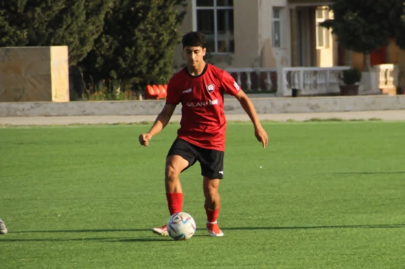 Gebele Şahin Şahniyarov'u takımda tutabilecek mi?