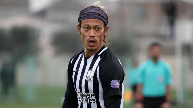 Keysuke Honda karyerasını Sinqapurda davam etdirəcək
