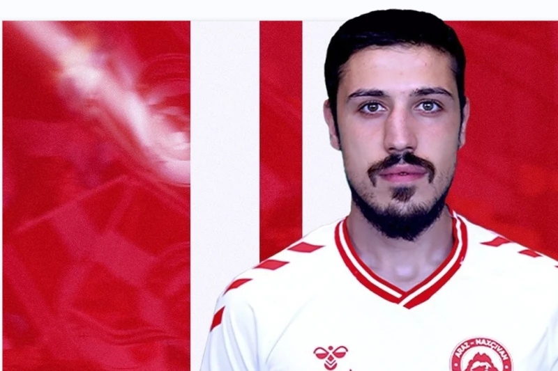 Araz-Naxçıvan futbolçusu Ömər Buludov: Qarabağa qarşı məğlubiyyətin əvəzini çıxmağa çalışacağıq