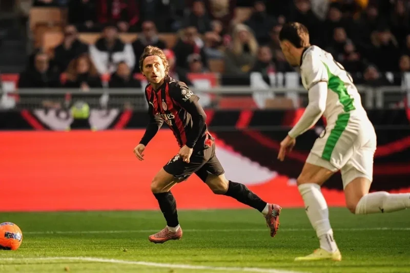 Italian Serie A: Milan and Sassuolo draw, Milan retains leadership