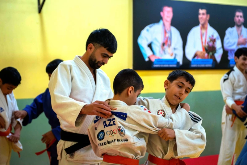 Sahil qəsəbəsində yeni cüdo zalı açılıb