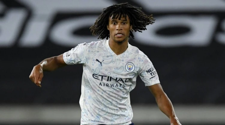 Natan Ake Bayerə ke&ccedil;ə bilər