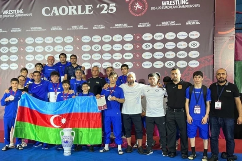 U15 Sərbəst Güləş üzrə Millimiz Avropa Çempionu Oldu
