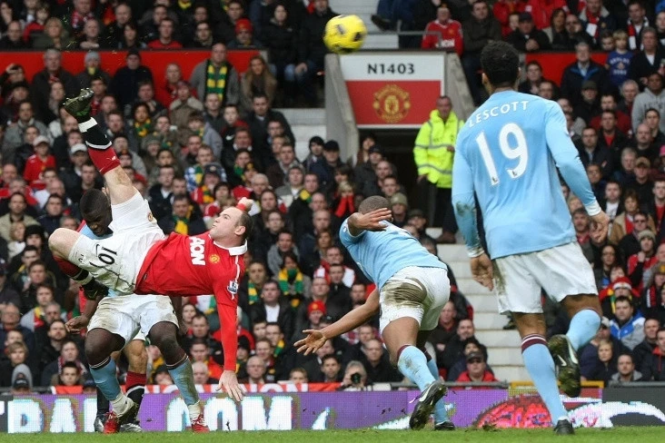 Ueyn Runi əfsanəvi qolunu illər sonra təkrar etdi - VİDEO