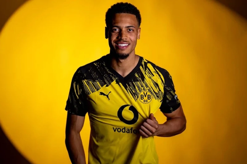 Borussia Dortmund Extends Contract with Felix Nmecha