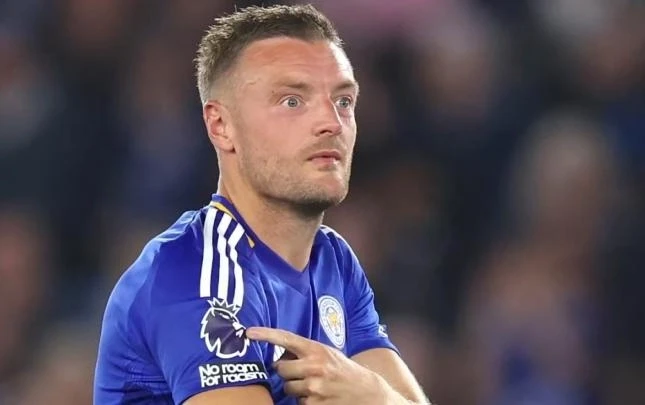 Vardy apologized: "This is a complete disgrace"