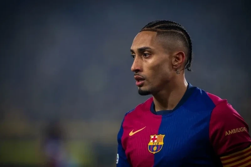 Rafinha has offers from Saudi Arabian clubs