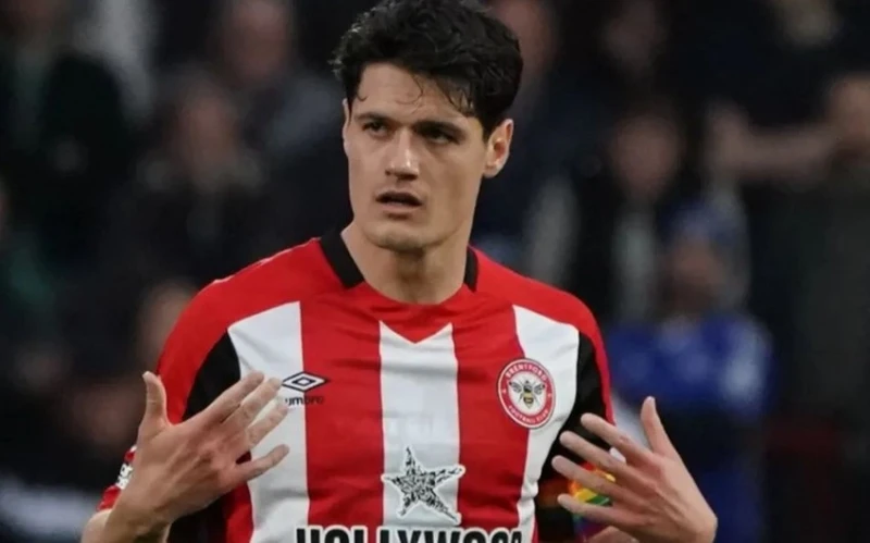 Kristian Nyorqor Brentforddan Arsenala keçib