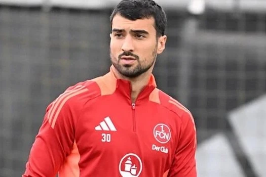 Nürnberq rəsmisi Mahir Emrelinin mümkün gedişinə münasibət bildirdi