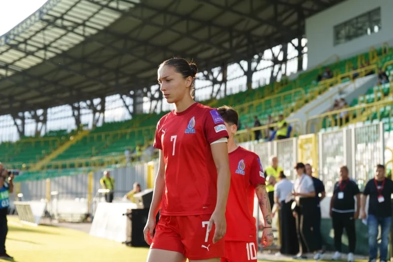 Manə Mollayeva futbolçu və məşqçi kimi fəaliyyətini davam etdirəcək