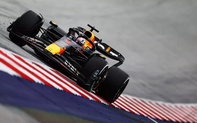 "Formula 1": Yaponiya Qran-prisində sıralama turunun qalibi müəyyənləşib