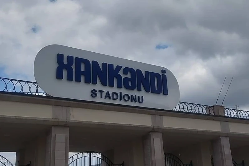 Xankəndi şəhər stadionunun yenidən qurulması