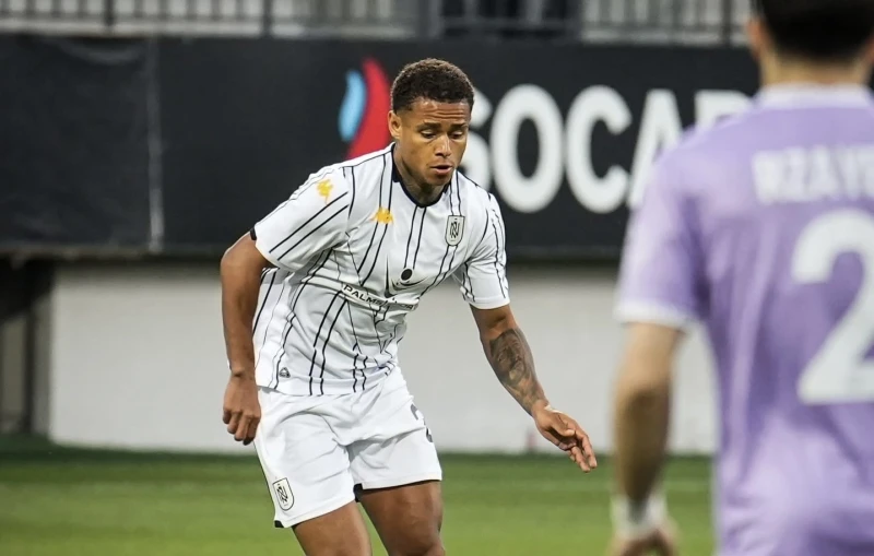 Neftçinin braziliyalı futbolçusu Breno Almeyda Şamaxı ilə oyundan və Emin Mahmudovla eyni komandada oynamaqdan danışıb