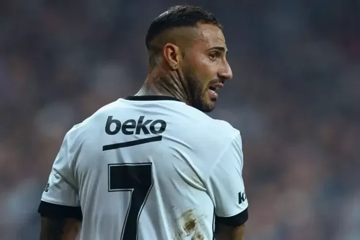 Quaresma Beşiktaşın Durumuna Üzülerek Türkiye'nin En Güçlü Takımını AÇIKLADI: Galatasaray;