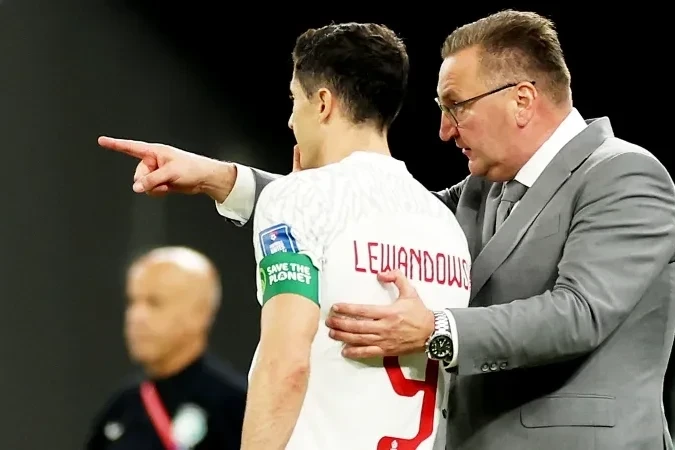 Robert Lewandowski becomes 7th highest goalscorer in national team history