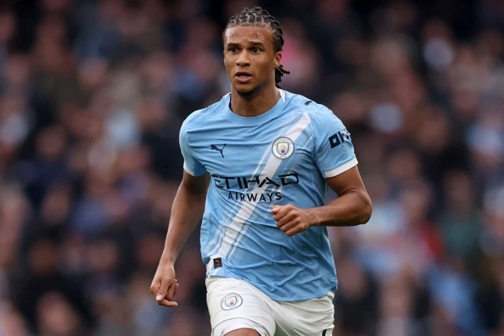 Mançester Siti Natan Akeni Satışa Çıxarıb, Real Maraqlanmır, Barselona İlə Danışıqlar Gözlənilir