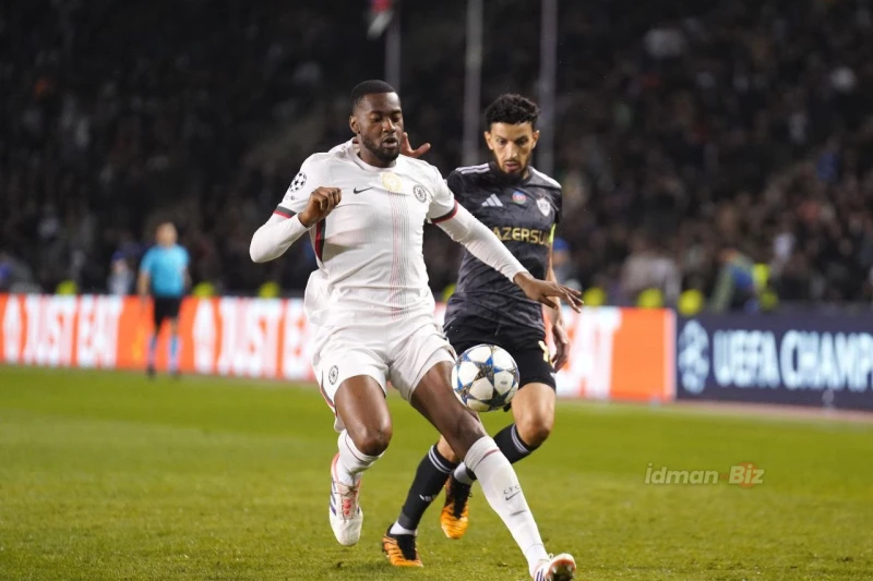 Britaniya mediası Qarabağ - Çelsi oyununda Jorrel Hatonu günahkar hesab edir