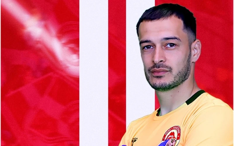 Araz-Nahçıvan bir futbolcusuyla daha sözleşme yeniledi
