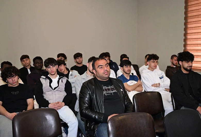 Cəbrayıl klubunda danışılmış oyunlara qarşı maarifləndirici sessiya