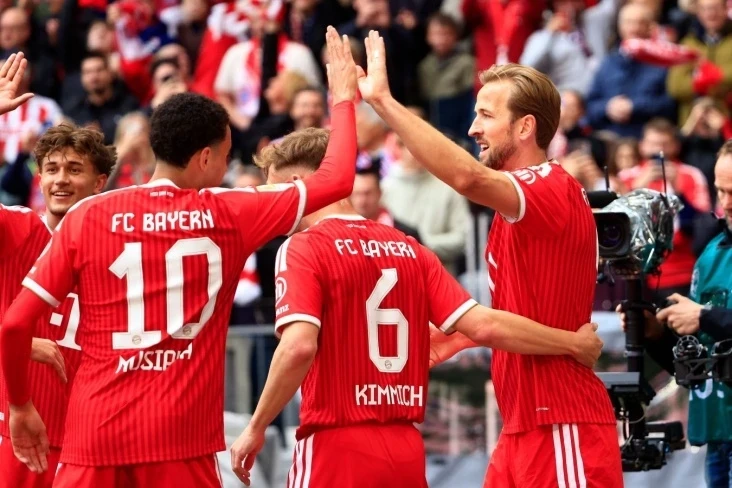 Bavariya Kölnü darmadağın etdi və Bundesliqanı çempion kimi başa vurdu - VİDEO