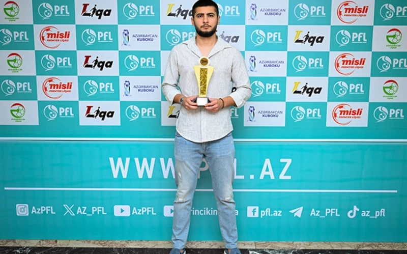 Huseyn Novruzov, author of the best goal of May in the II League, was awarded