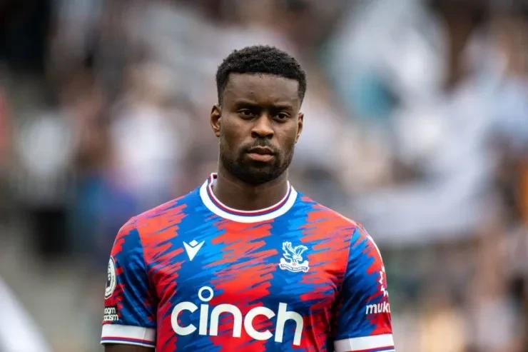 Манчестер Сити отдает предпочтение трансферу Марка Геи