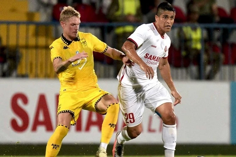 Araz-Nakhchivan Defeated Aris Away