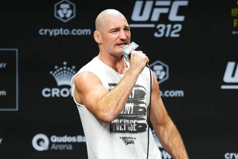 Şon Striklend Həmzət Çimayevlə qarşılaşma və UFC-nin məhdudiyyətləri barədə danışıb