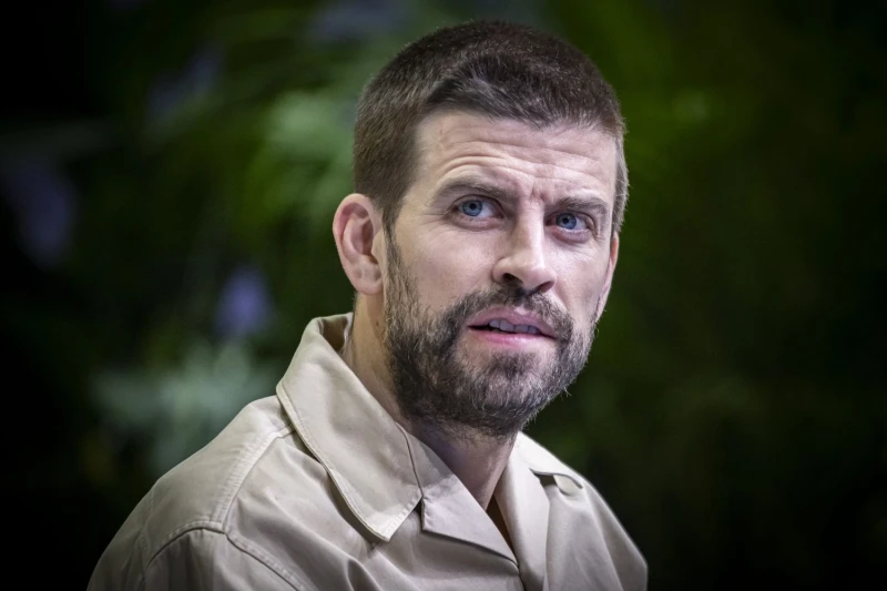 Ceuta taraftarlarından Pique'ye Shakira şarkısıyla darbe: Video