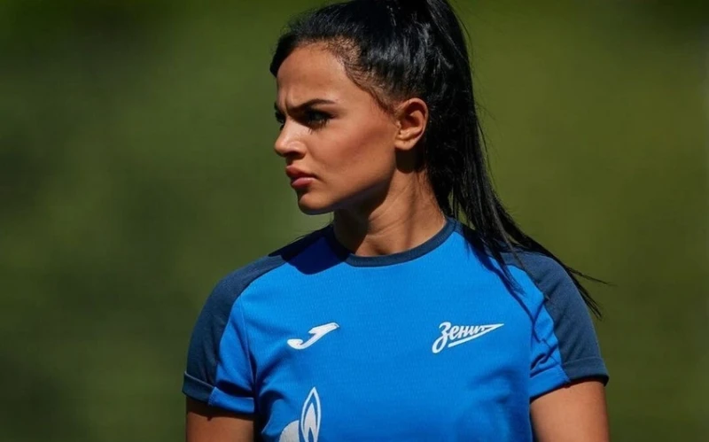 Azərbaycan milli komandasının futbolçusu Rusiyada daha bir dəfə turun simvolik heyətinə daxil edilib