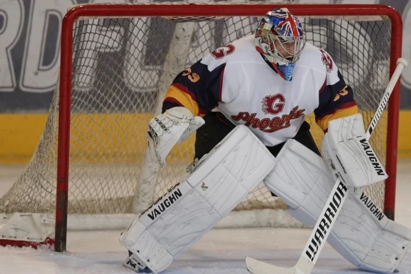 Петр Чех снова хоккеист: Он подписал контракт с Харинги