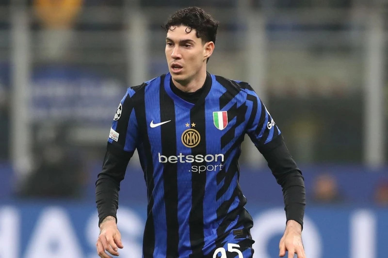 Flick, Bastoni'yi Barcelona'ya Getirmek İstiyor