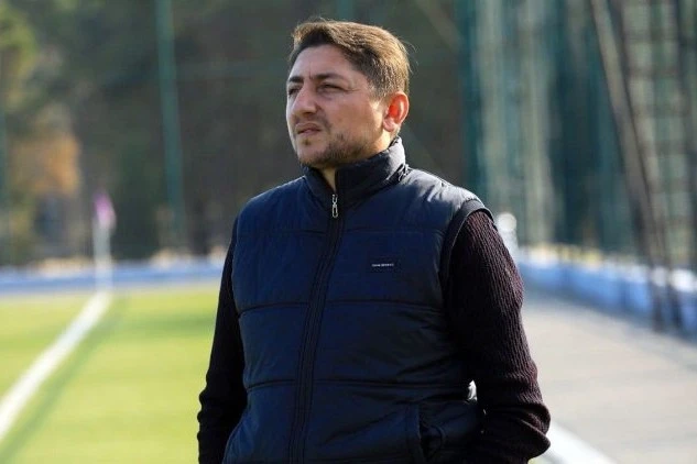 Qəzənfər Abbasov Premyer Liqaya &ccedil;ıxmaq məqsədi olan klubda işləmək istəyir