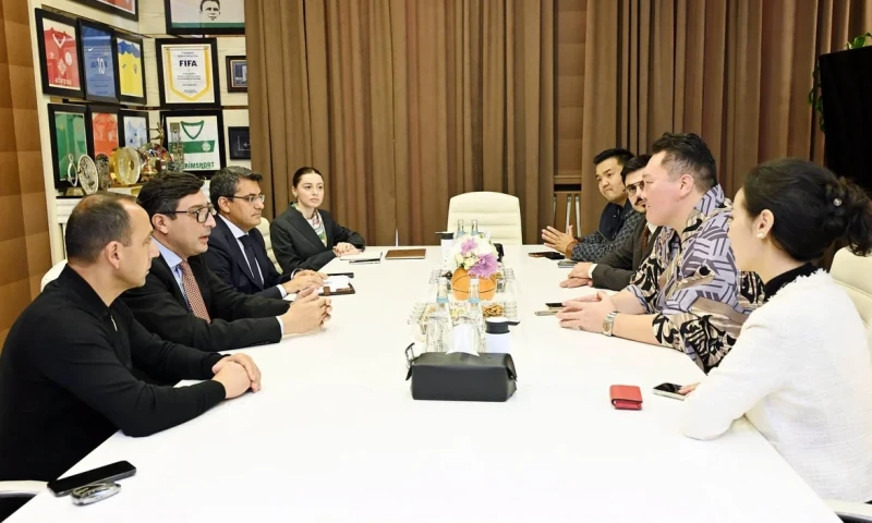 Sumo: Azərbaycan və Hakuho Şo sumonun inkişaf perspektivlərini müzakirə etdilər