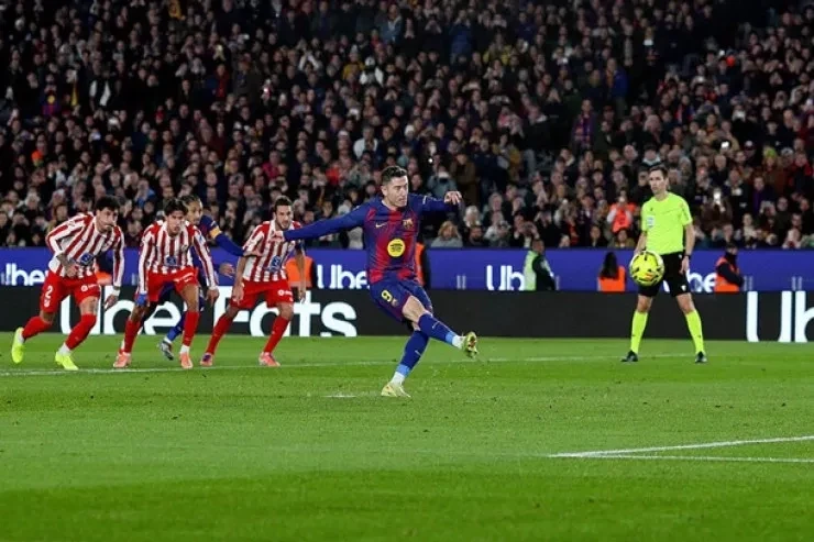 Левандовски установил антирекорд в Барселоне: первый игрок, не реализовавший 2 пенальти за сезон в Ла Лиге