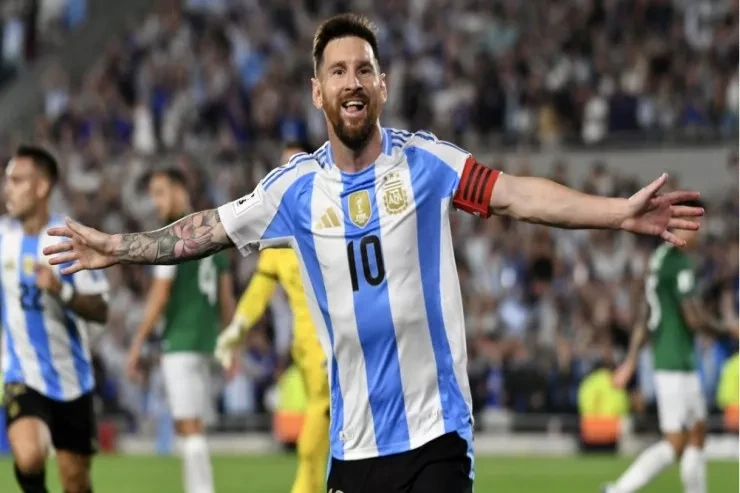 Lionel Messi plays his first official match after the World Cup