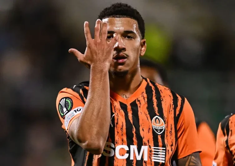Qalatasaray Şaxtyorun hücumçusu Kauan Elias ilə maraqlanır