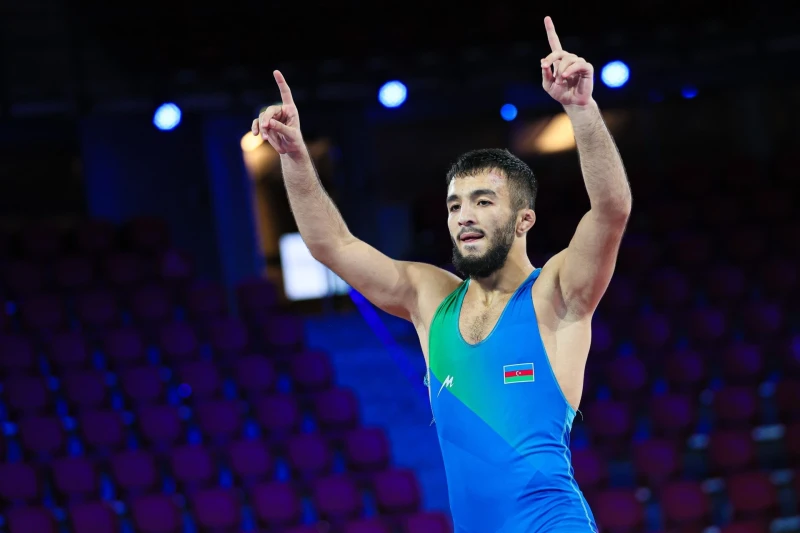 Осман Нурмагомедов в полуфинале Чемпионата Мира!