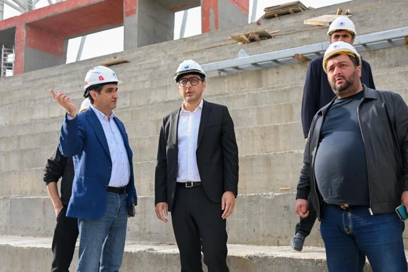 Fərid Qayıbov Gəncə şəhər stadionunda - ŞƏKİLLƏR