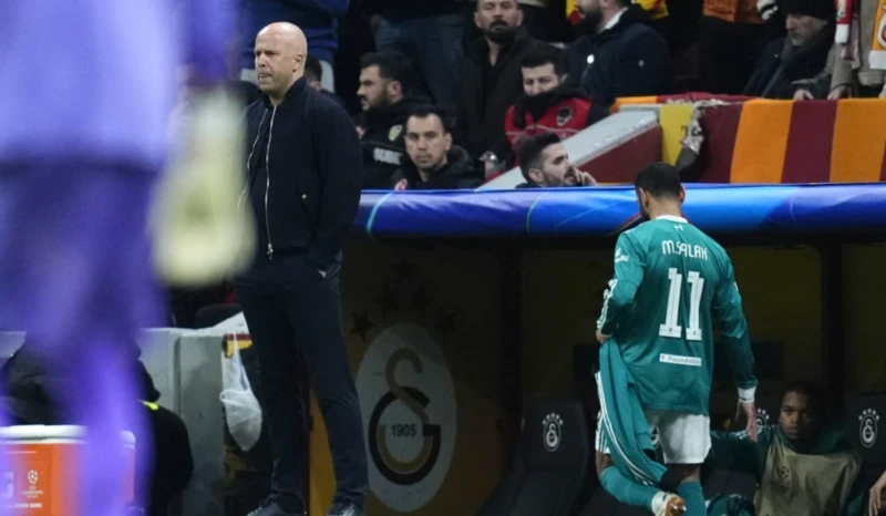 Арне Слот прокомментировал поражение от «Галатасарая»: «Этот результат немного похож на дежавю»