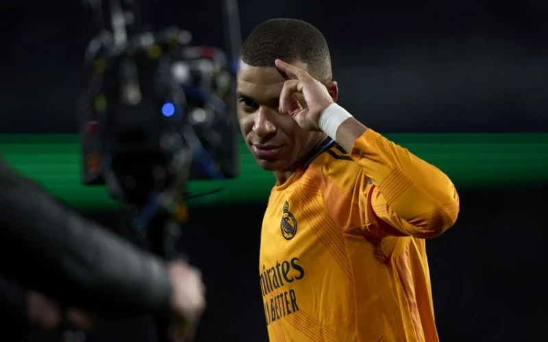 Mbappe Could Play in Match Against Barcelona
