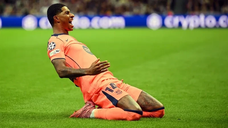 Barcelona ve Manchester United Rashford'un transferi konusunda anlaşmazlıkta