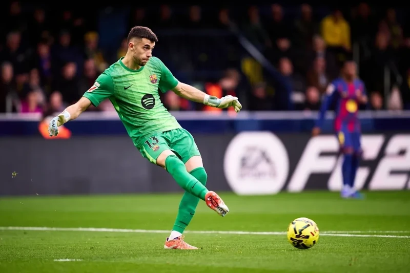 Жизнь Хоана Гарсии вне поля: Скромность, семья и поездки в Монсеррат