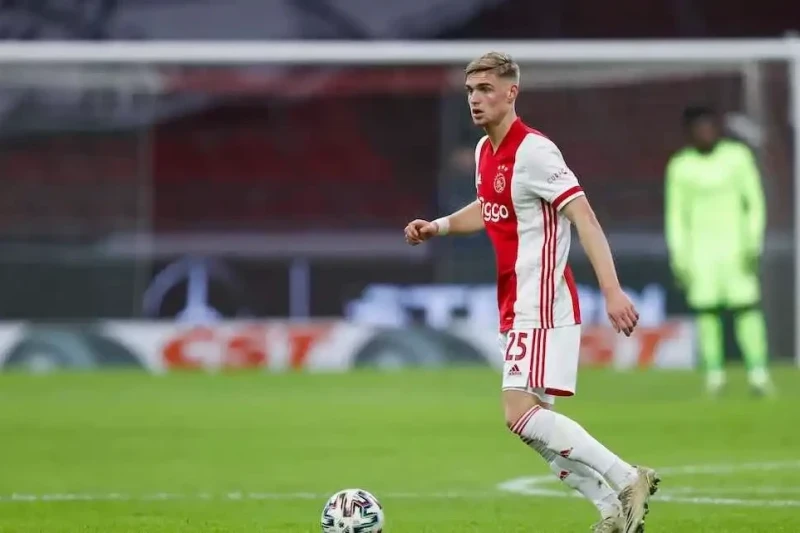 Ajax key player Kenneth Taylor may miss the match against Qarabag