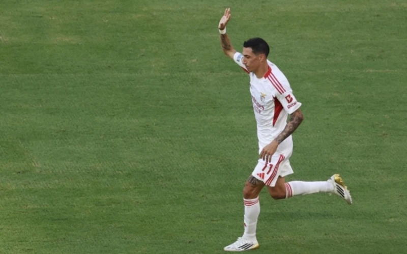 Di Maria doğma klubundakı ilk oyununda zədələnib