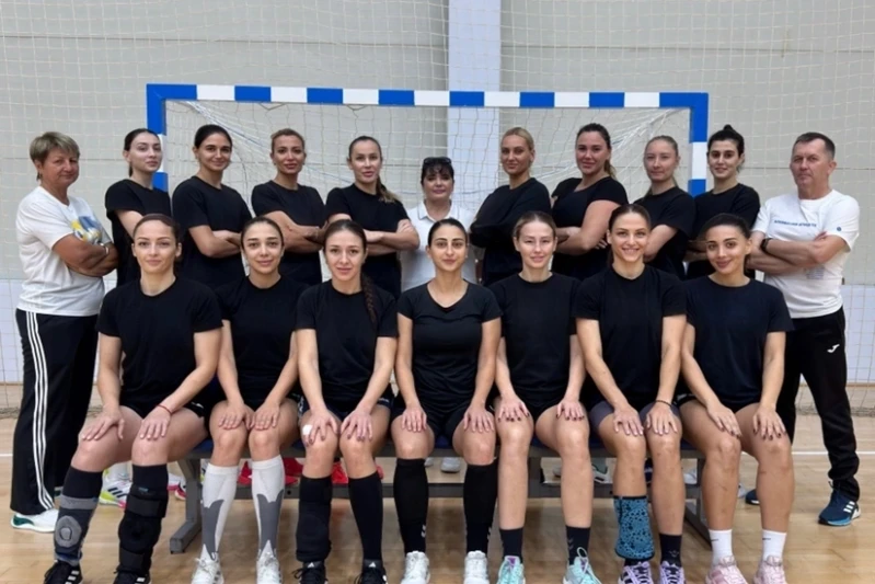 Azerbaijan women's handball team aims for a medal at the Islamic Solidarity Games Azerbaijan women's handball team aims for a medal at the Islamic Solidarity Games