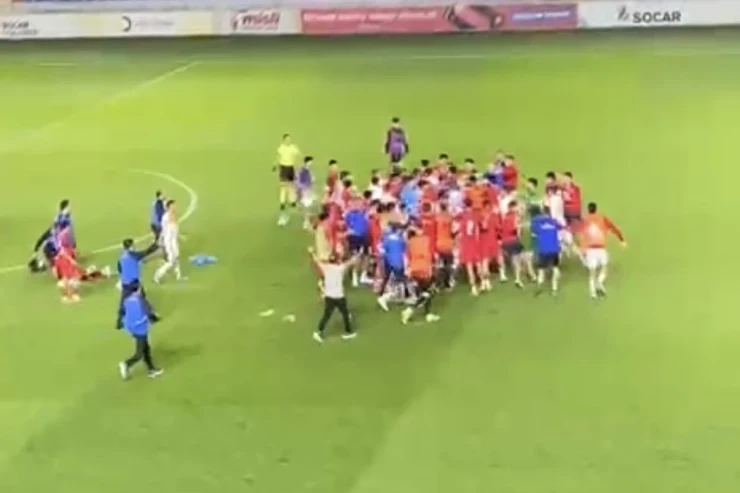 Mass brawl in Azerbaijan U-21 vs. Montenegro U-21 match