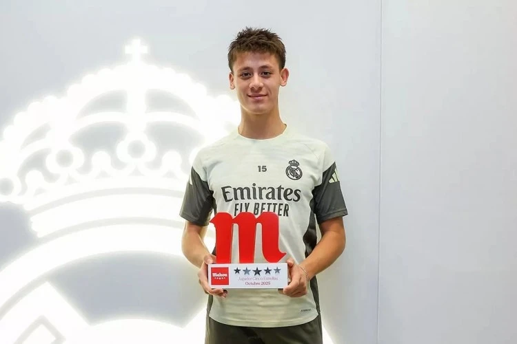 Arda Güler Real Madriddə oktyabrın ən yaxşı oyunçusu seçildi
